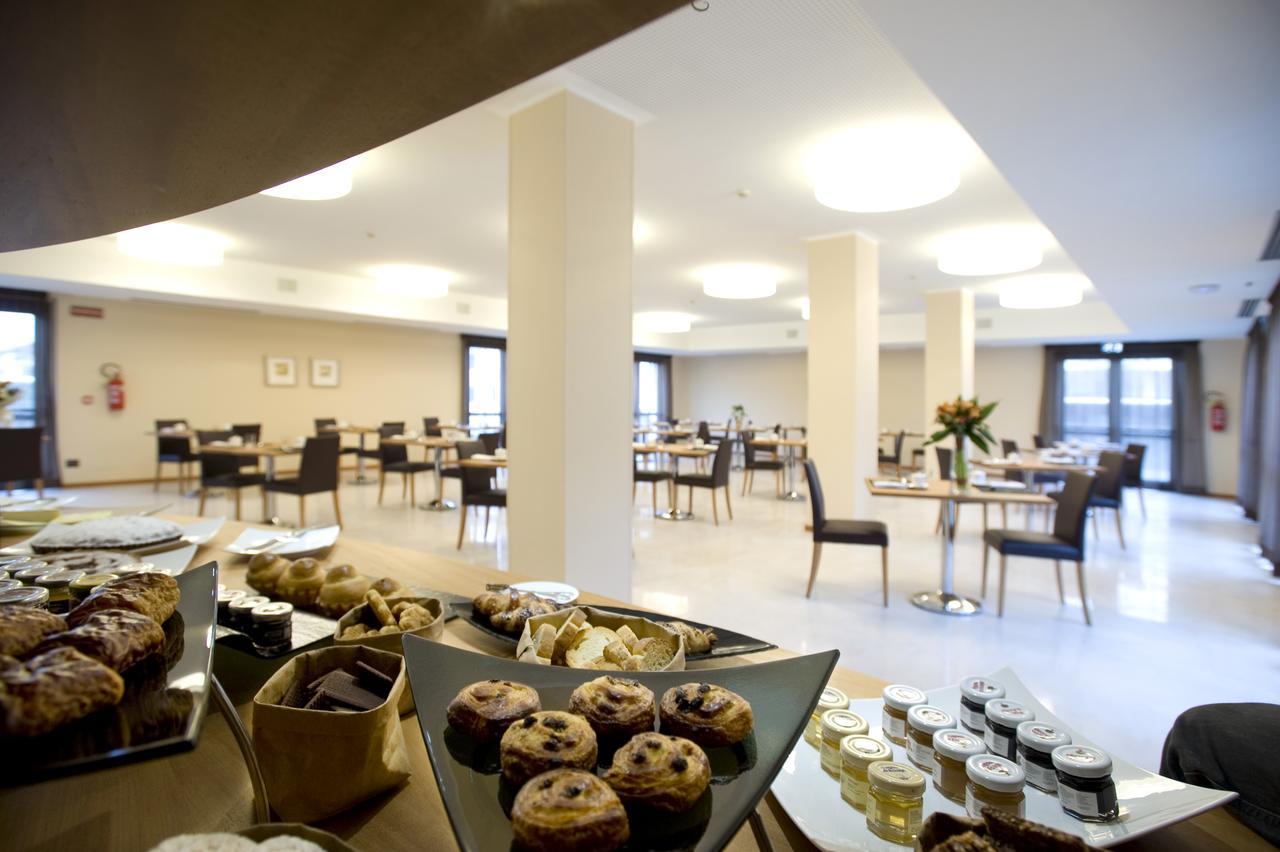 Hotel Napoleon Cherasco Εξωτερικό φωτογραφία