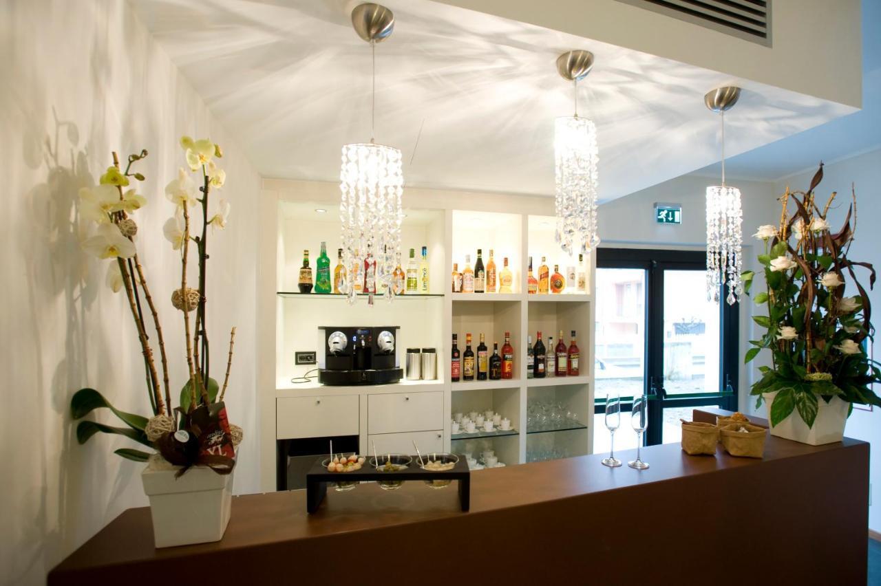 Hotel Napoleon Cherasco Εξωτερικό φωτογραφία